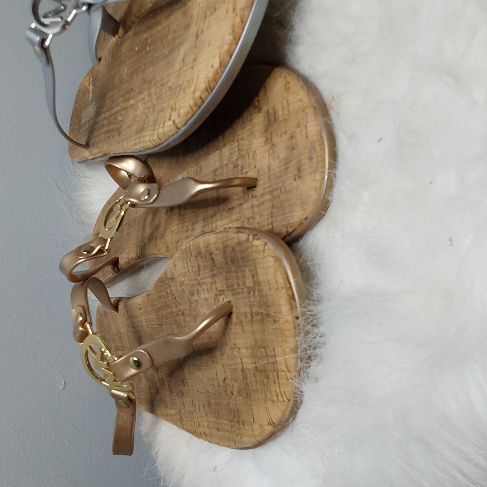 Michael Kors sandals TWO PAIR size 10 - Picture 6 of 9